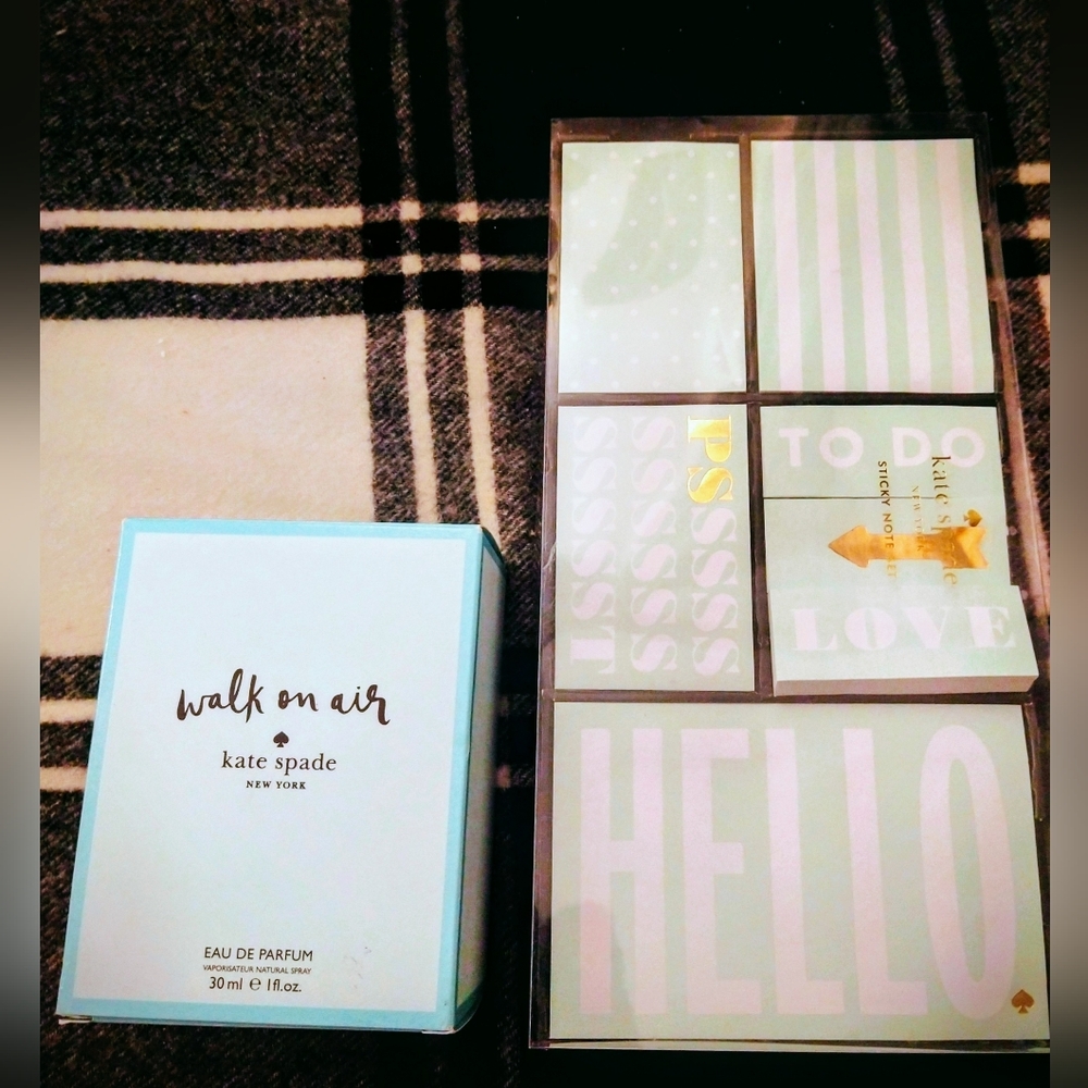Kate Spade 🩵Walk On Air  NIB 30ML+Kate Spade 🩵sticky notes